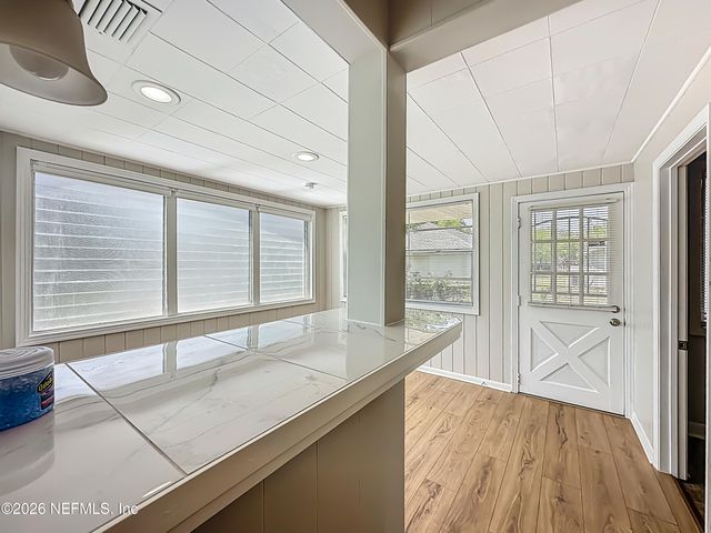 9232 ADAMS Avenue, Jacksonville, FL 32208