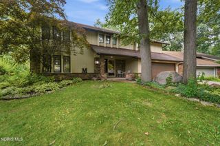 5329 Fredelia Drive, Toledo, OH 43623