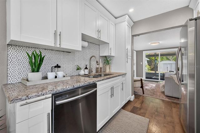 2520 15TH AVENUE N, St Petersburg, FL 33713