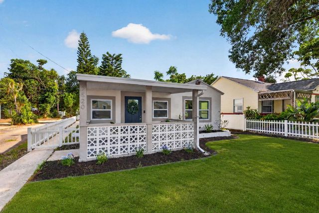 2520 15TH AVENUE N, St Petersburg, FL 33713