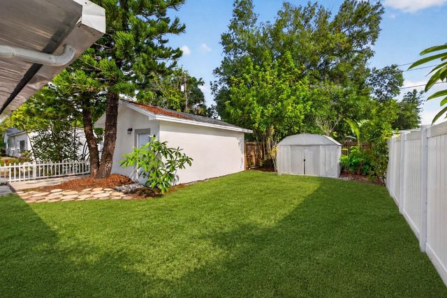 2520 15TH AVENUE N, St Petersburg, FL 33713