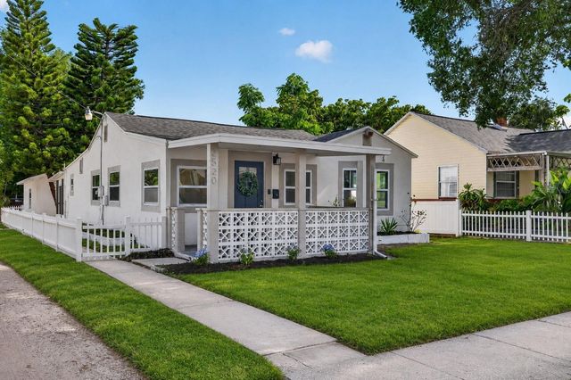 2520 15TH AVENUE N, St Petersburg, FL 33713