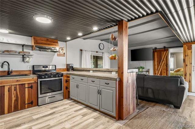 318 Riverwood Lane, Bullhead City, AZ 86442