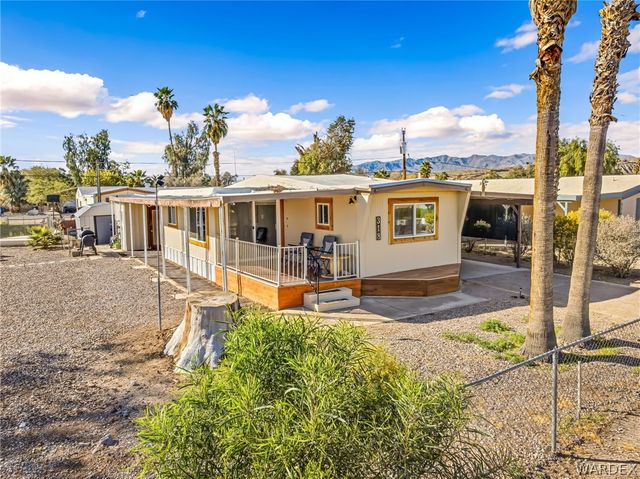318 Riverwood Lane, Bullhead City, AZ 86442