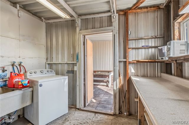 318 Riverwood Lane, Bullhead City, AZ 86442