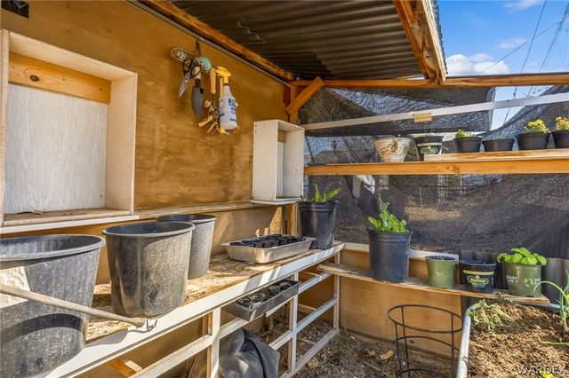 318 Riverwood Lane, Bullhead City, AZ 86442