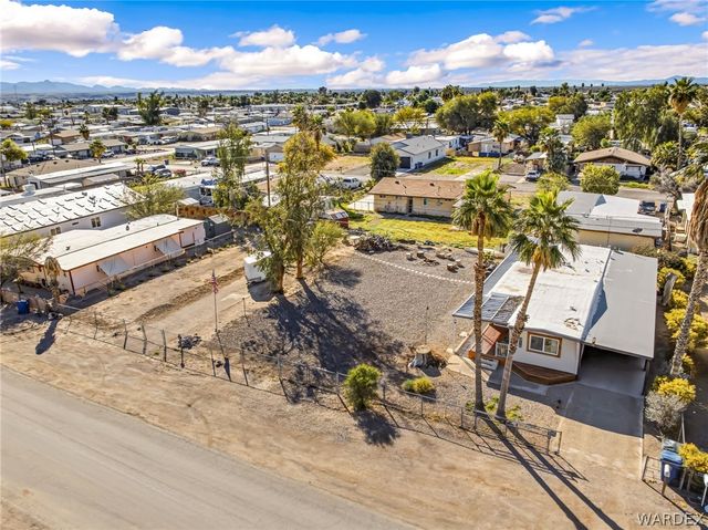 318 Riverwood Lane, Bullhead City, AZ 86442