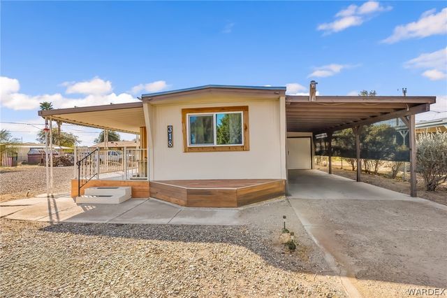 318 Riverwood Lane, Bullhead City, AZ 86442