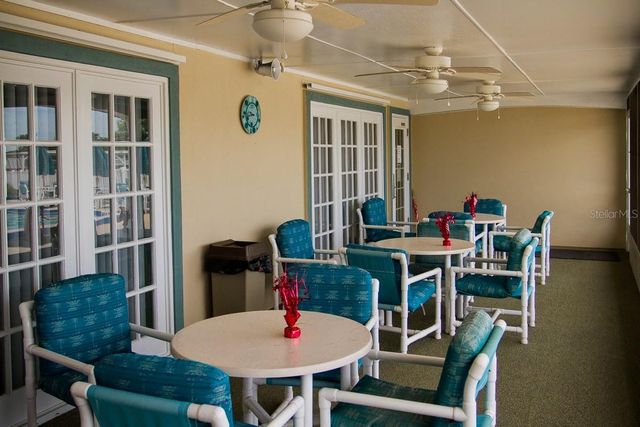 9 PLANTATION AVENUE, Debary, FL 32713