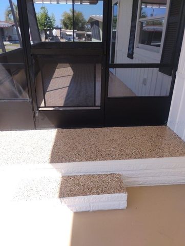 9 PLANTATION AVENUE, Debary, FL 32713