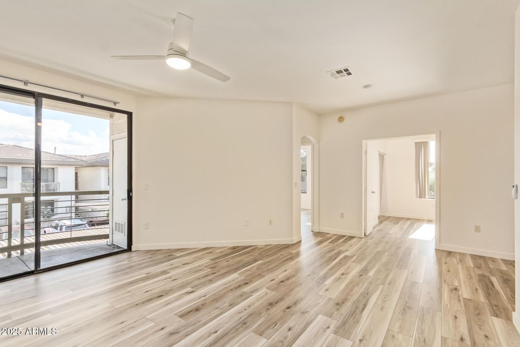 6900 E PRINCESS Drive 2214, Phoenix, AZ 85054 — photo 3