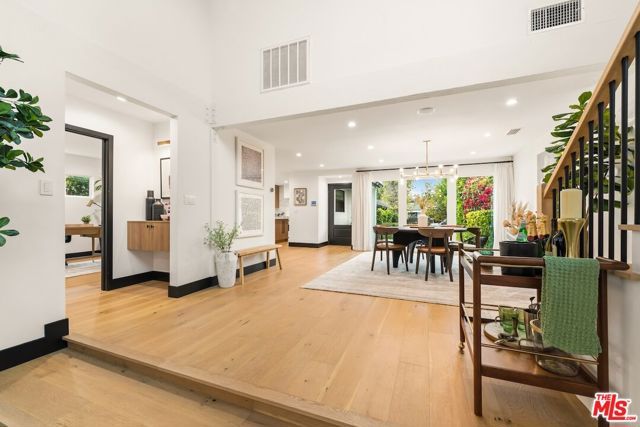 4034 Denny Avenue, Studio City (los Angeles), CA 91604