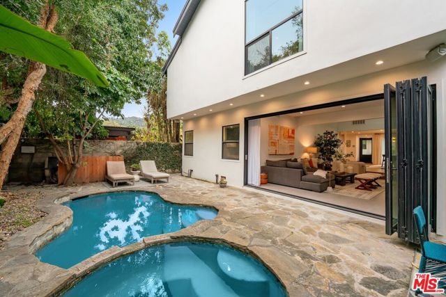 4034 Denny Avenue, Studio City (los Angeles), CA 91604