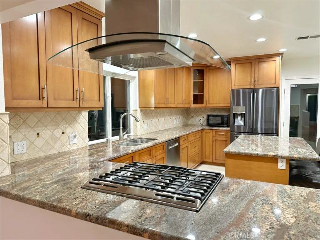 5857 Balcom Avenue, Encino, CA 91316