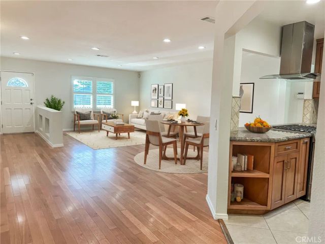 5857 Balcom Avenue, Encino, CA 91316