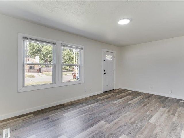 2602 S mosley st, Wichita, KS 67216