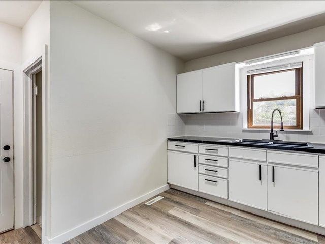 2602 S mosley st, Wichita, KS 67216