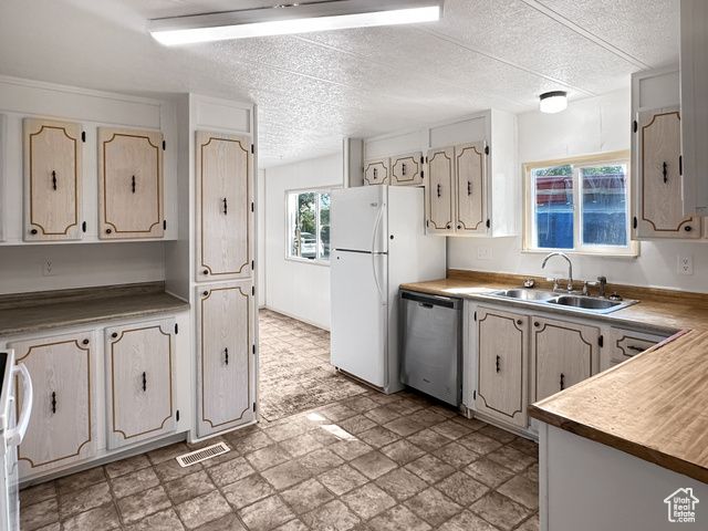 685 S MAIN ST, Orangeville, UT 84537