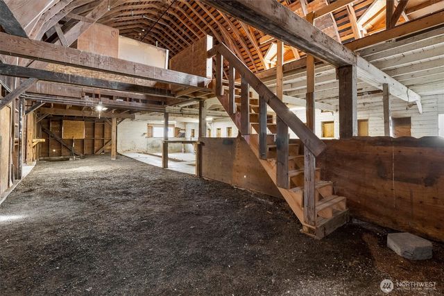 4489 Hannegan Road, Bellingham, WA 98226