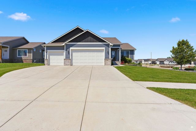 4390 Glen View Drive, Manhattan, KS 66502