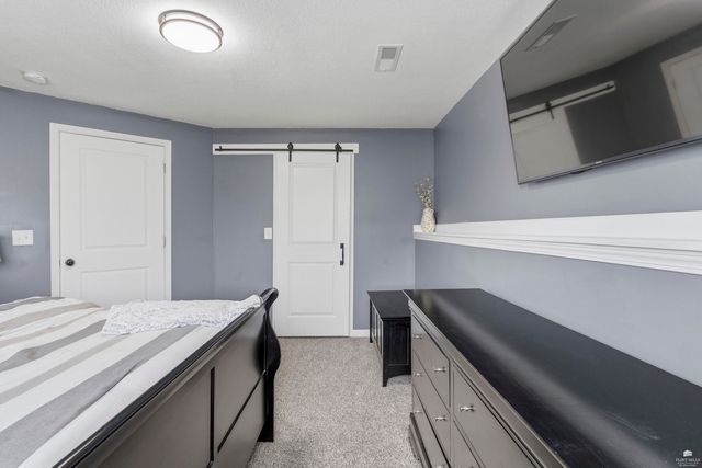 4390 Glen View Drive, Manhattan, KS 66502