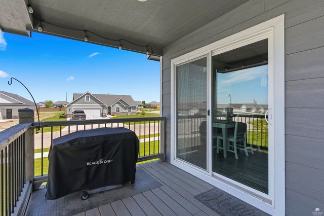4390 Glen View Drive, Manhattan, KS 66502