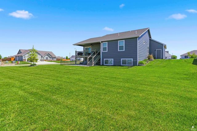 4390 Glen View Drive, Manhattan, KS 66502