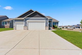 4390 Glen View Drive, Manhattan, KS 66502