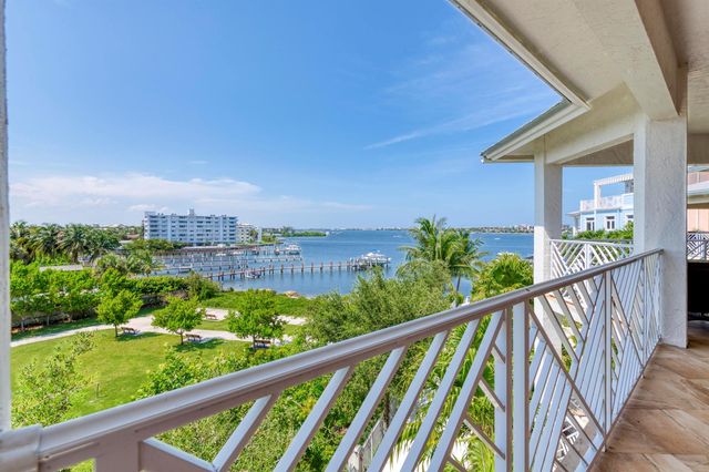 309 E Ocean Avenue 306, Lantana, FL 33462