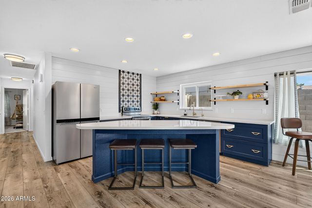 8145 E FOUNTAIN Street, Mesa, AZ 85207