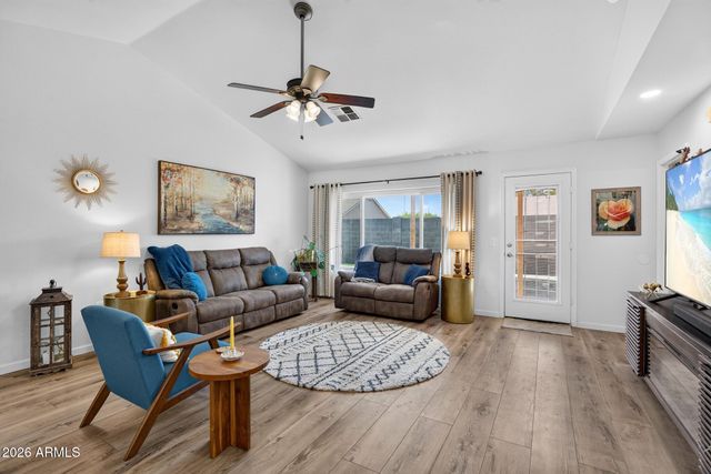 8145 E FOUNTAIN Street, Mesa, AZ 85207