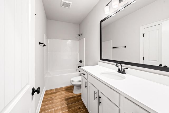 55 Hydrangea Boulevard, Freeport, FL 32439