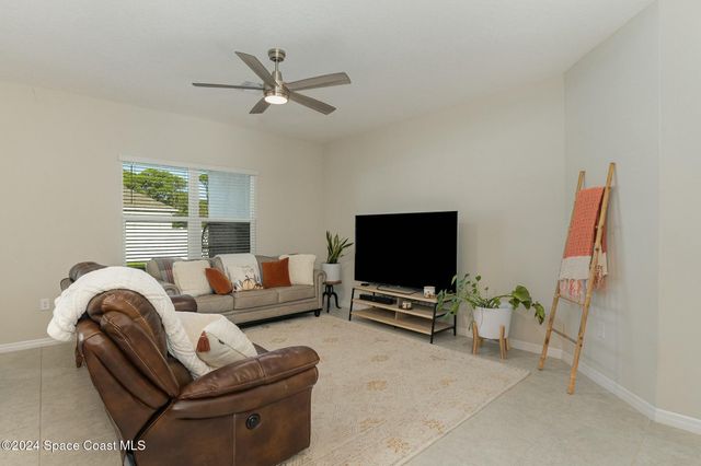 4832 Shannock Avenue, Merritt Island, FL 32953