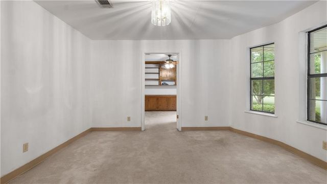 28 RIFLE RANGE Road, Pineville, LA 71360