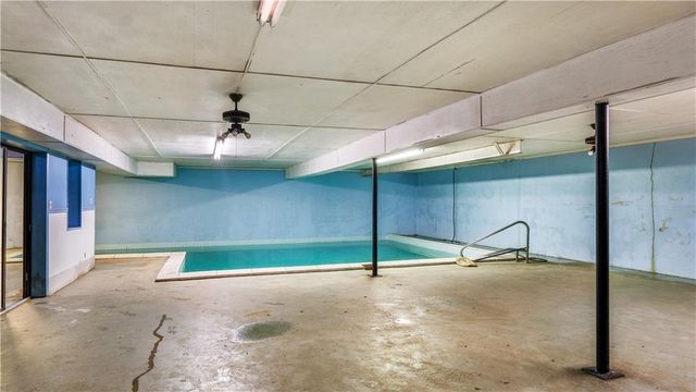 28 RIFLE RANGE Road, Pineville, LA 71360