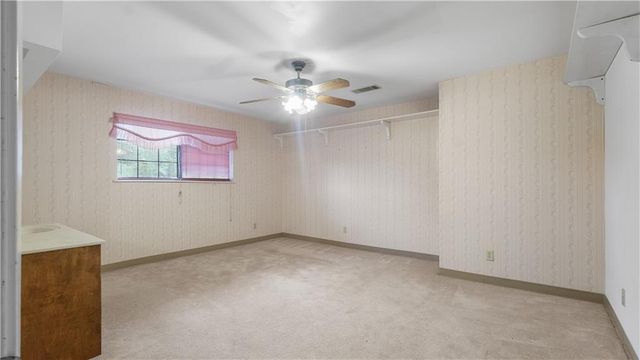 28 RIFLE RANGE Road, Pineville, LA 71360