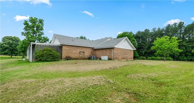 28 RIFLE RANGE Road, Pineville, LA 71360