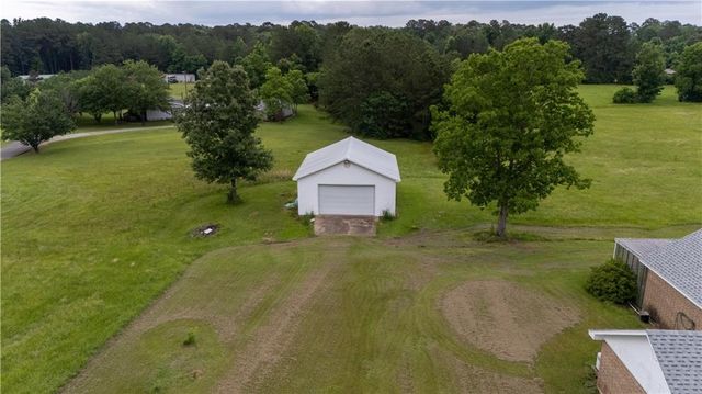 28 RIFLE RANGE Road, Pineville, LA 71360