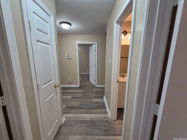 8806 SLUMBER LN, Converse, TX 78109