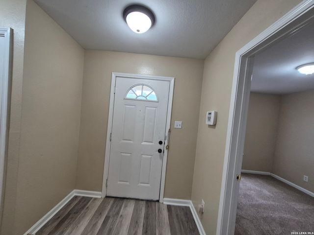 8806 SLUMBER LN, Converse, TX 78109
