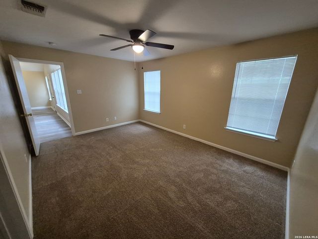 8806 SLUMBER LN, Converse, TX 78109