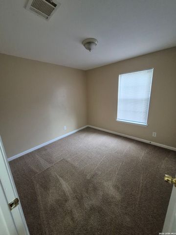 8806 SLUMBER LN, Converse, TX 78109