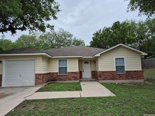 8806 SLUMBER LN, Converse, TX 78109