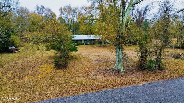 399 James Boyakin Barnett Road, Magee, MS 39111