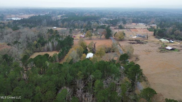 399 James Boyakin Barnett Road, Magee, MS 39111