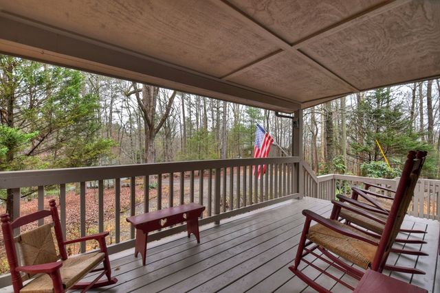 103 Pinecrest Drive, Ellijay, GA 30540