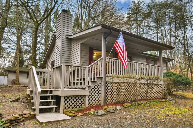 103 Pinecrest Drive, Ellijay, GA 30540