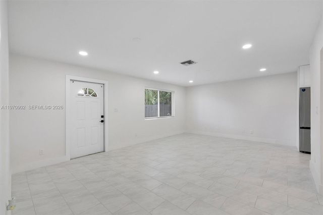 3740 NW 9th Ct, Lauderhill, FL 33311