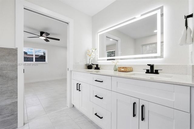 3740 NW 9th Ct, Lauderhill, FL 33311