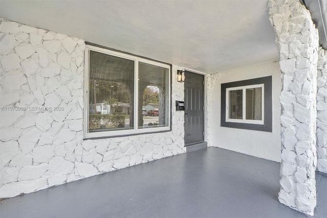 3740 NW 9th Ct, Lauderhill, FL 33311